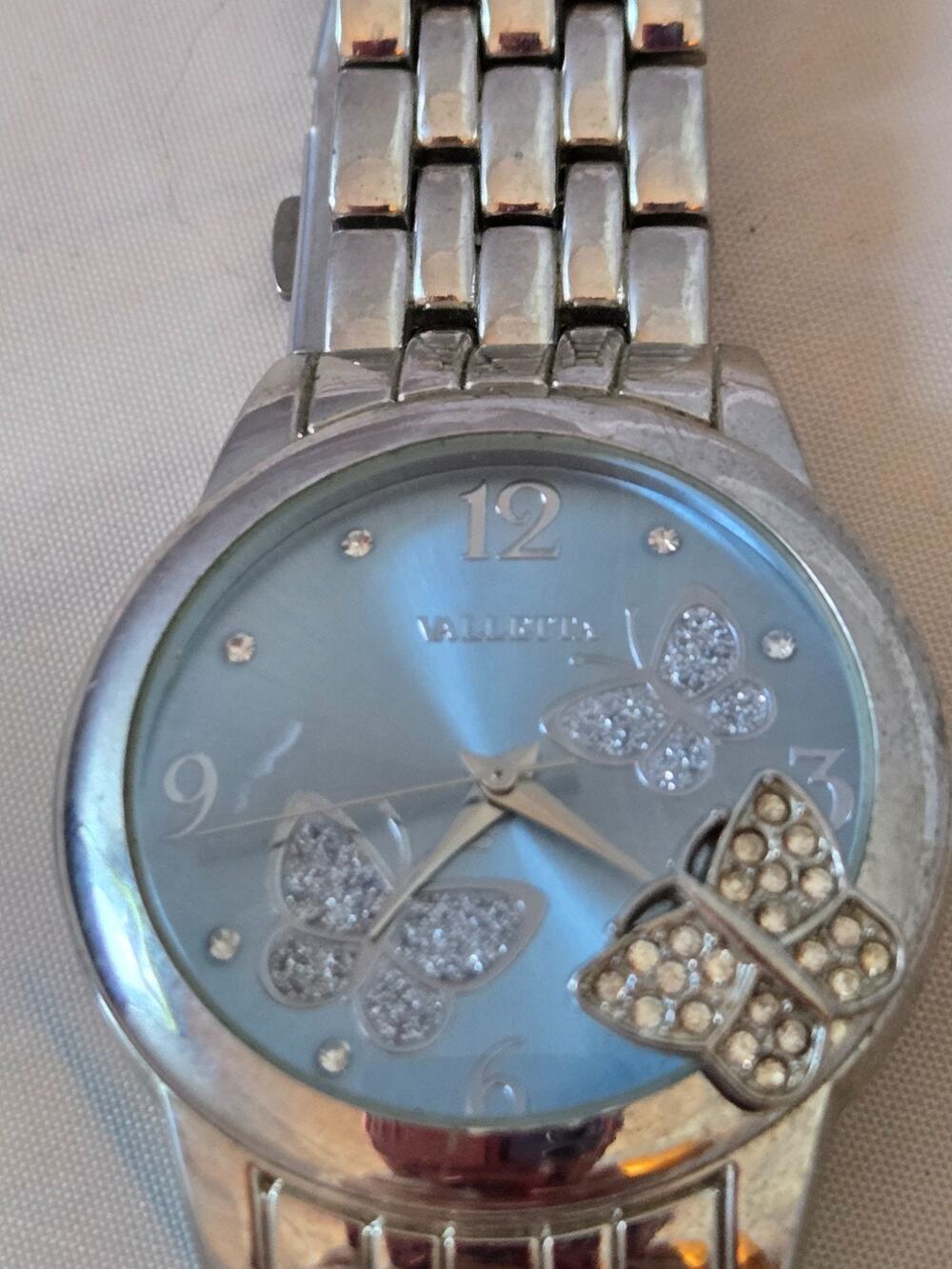 Valletta Women's Quartz Wristwatch Silver butterfly Watch needs battery